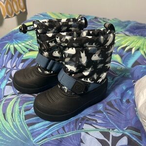 Northside Black and Blue Kids Snow Boots